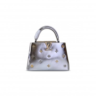LOUIS VUITTON CAPUCINES BB M26258 (27*17.3*9cm)
